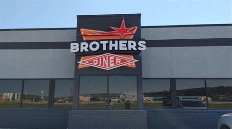 Brothers Diner
